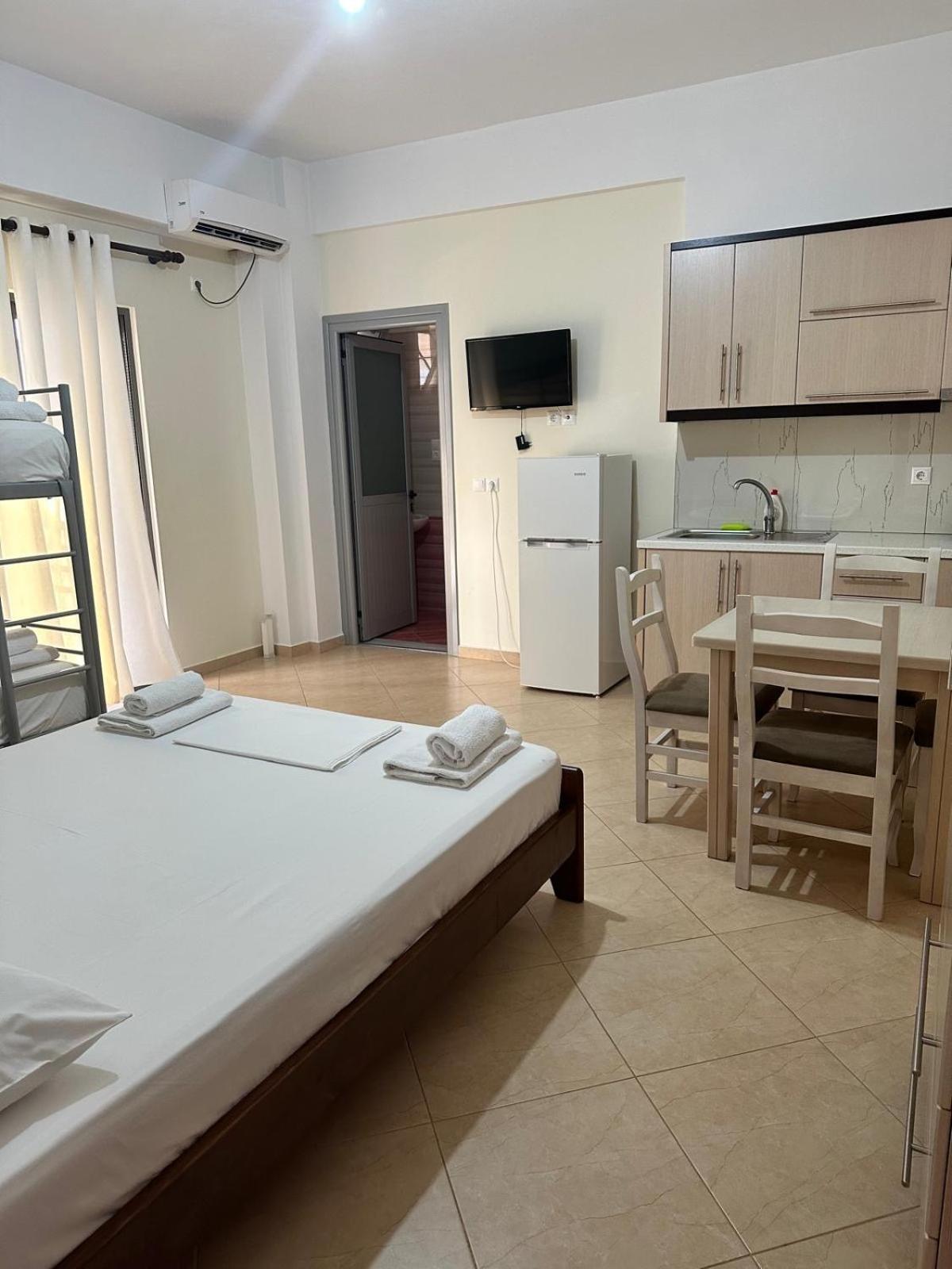 Erjon Apartments Ksamil Buitenkant foto